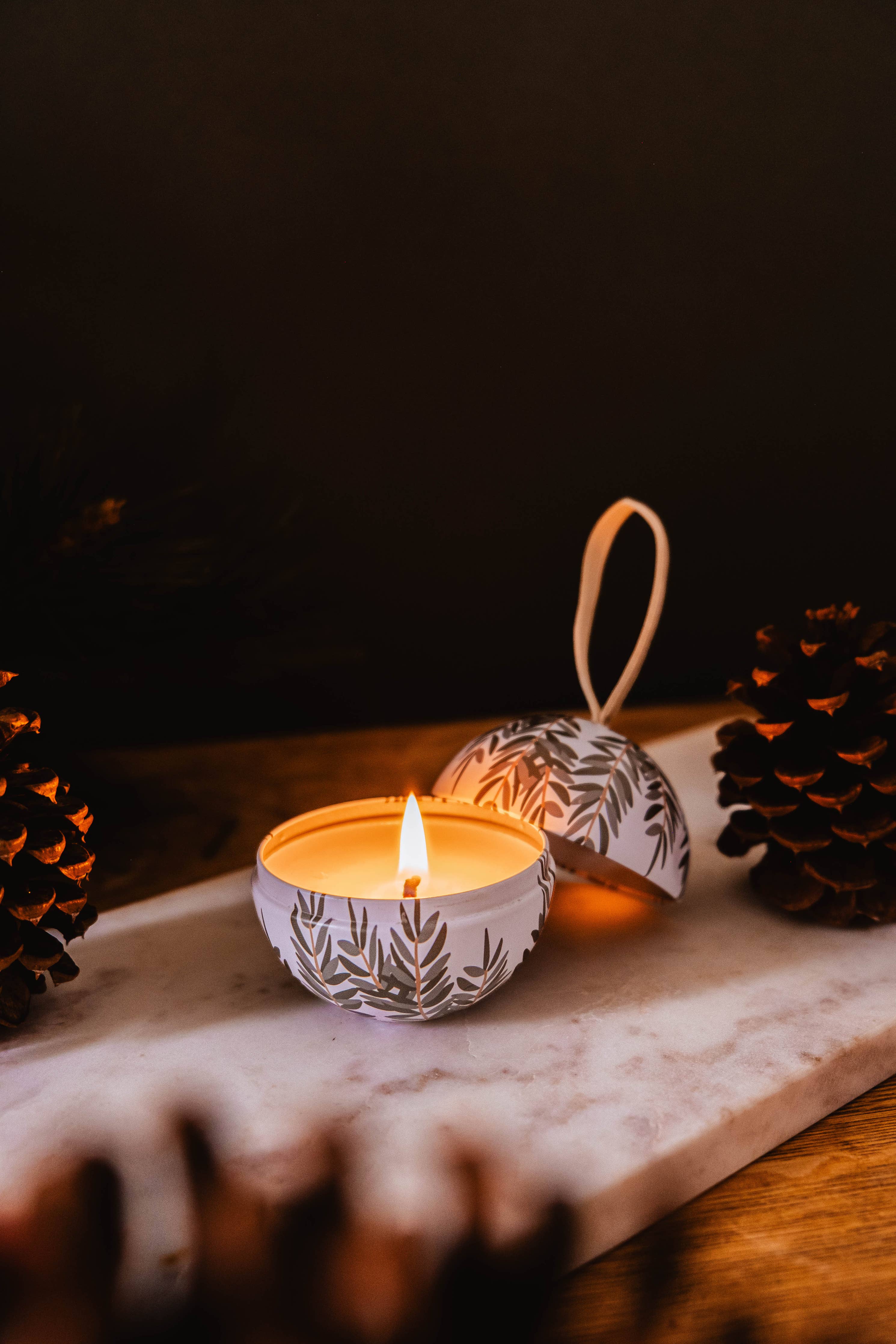 Wintea - Christmas Ornament Candle