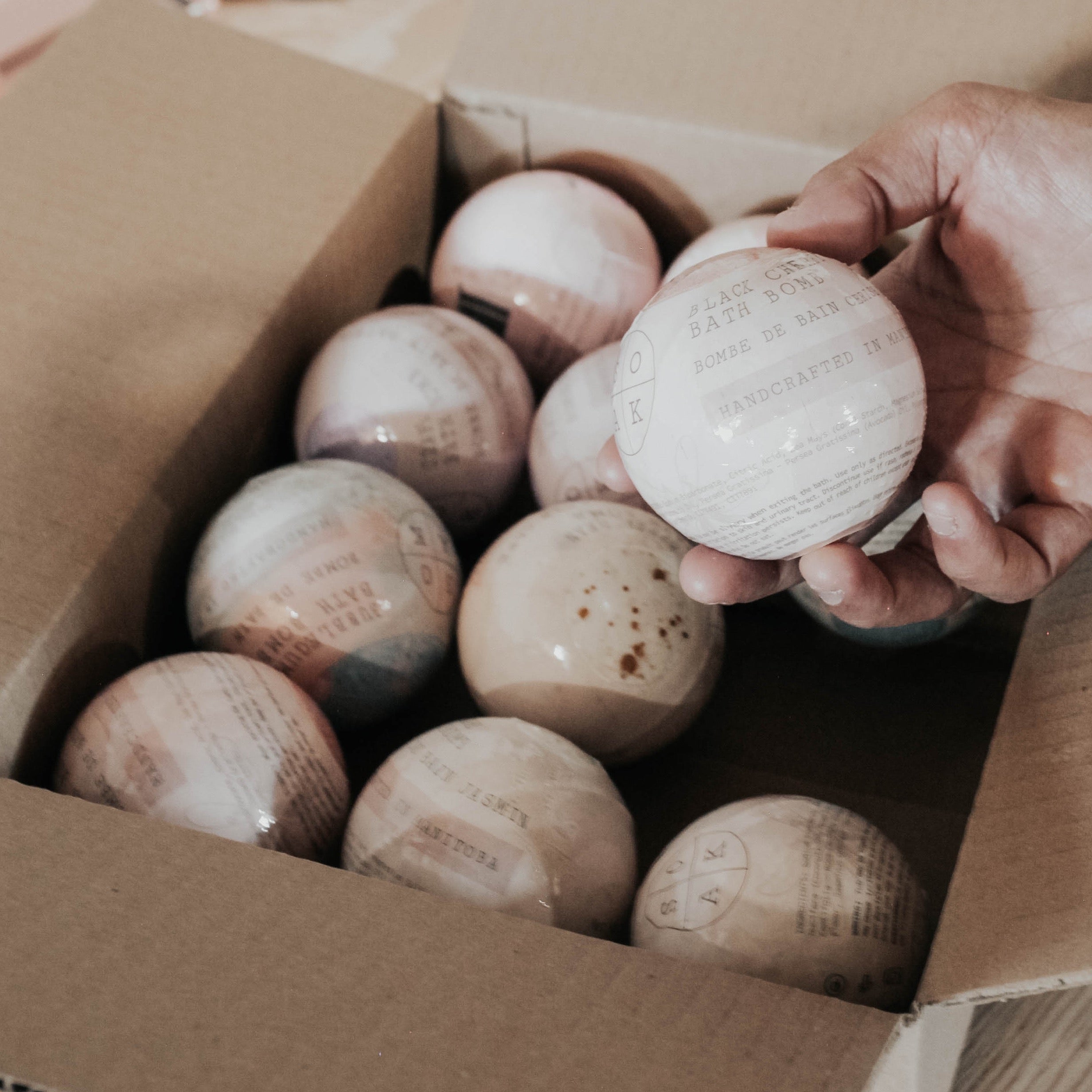 Bath Bomb Bundle: 4 Pack Mix + Match