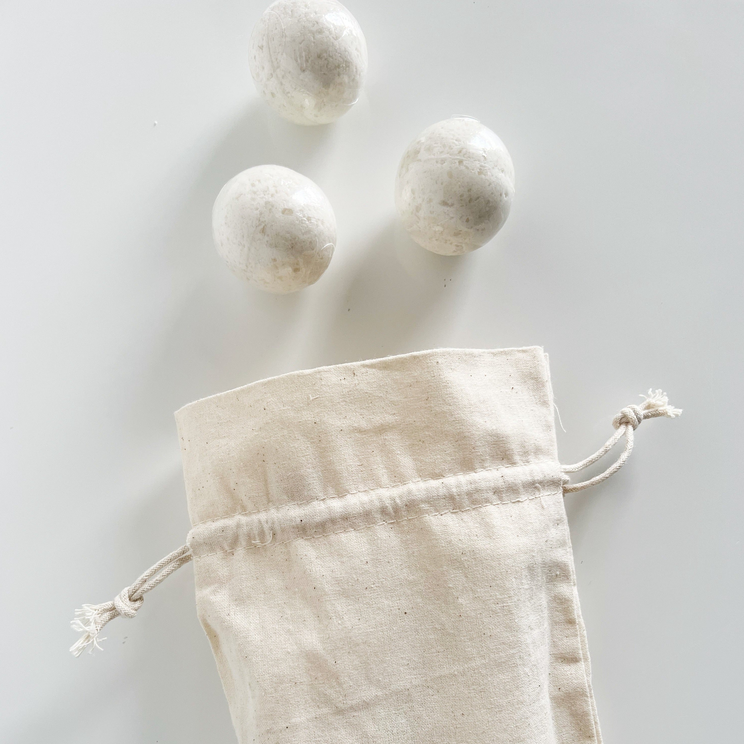 Mini Bath Bomb Bundle: 10 Mini Oatmeal, Milk + Honey Bath Bombs