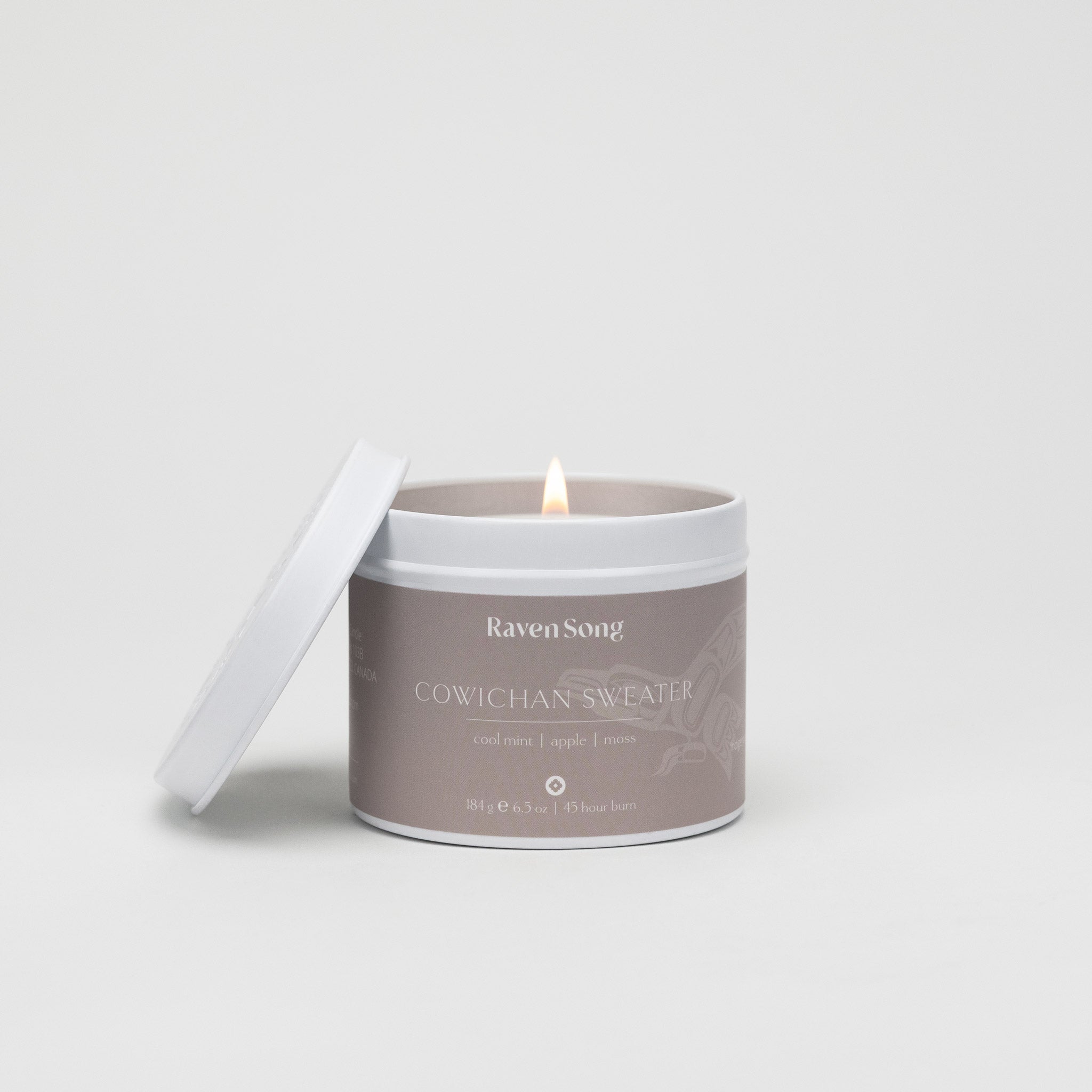 Cowichan Sweater Candle | Cool mint + Apple + Moss