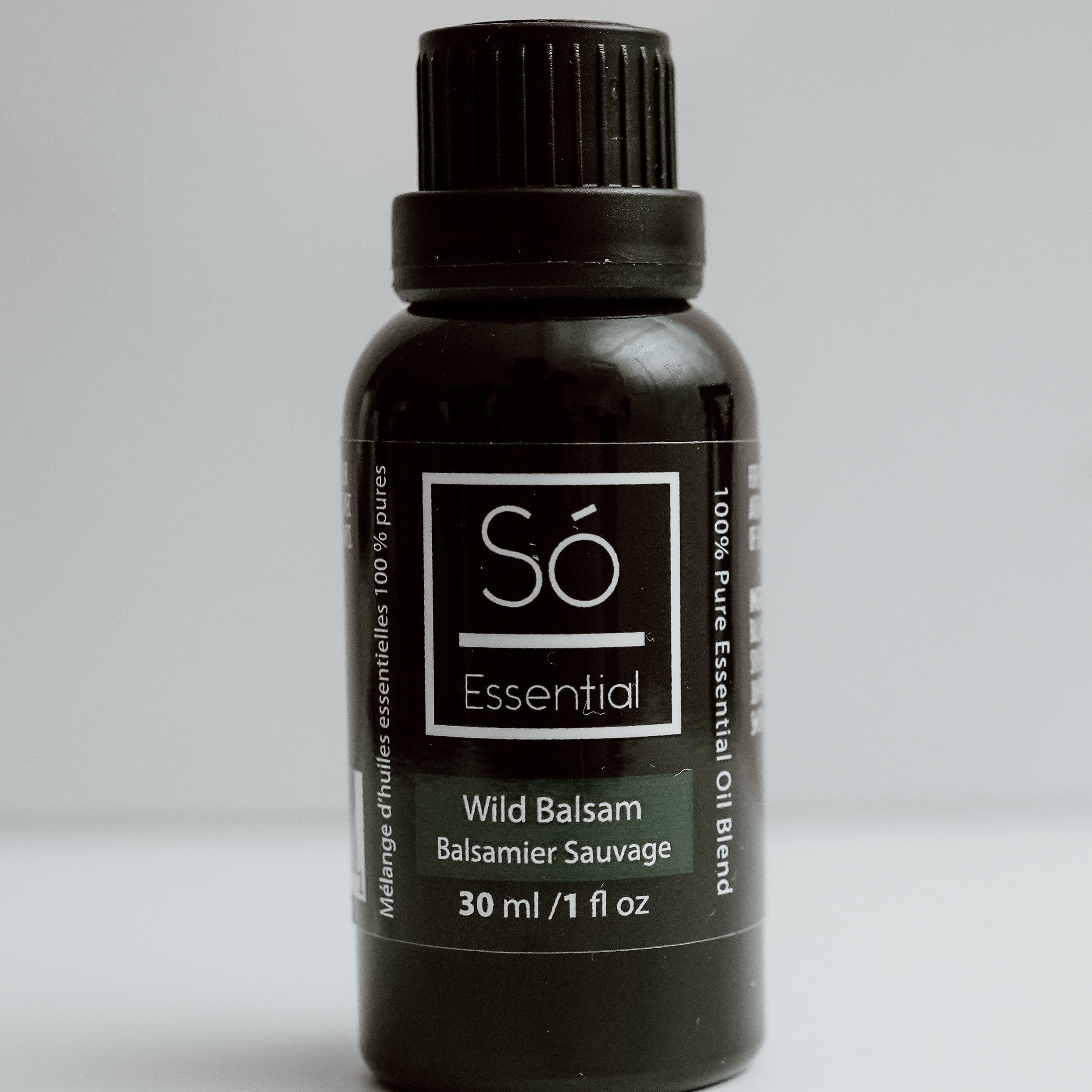 essential - 100% pure essential oil