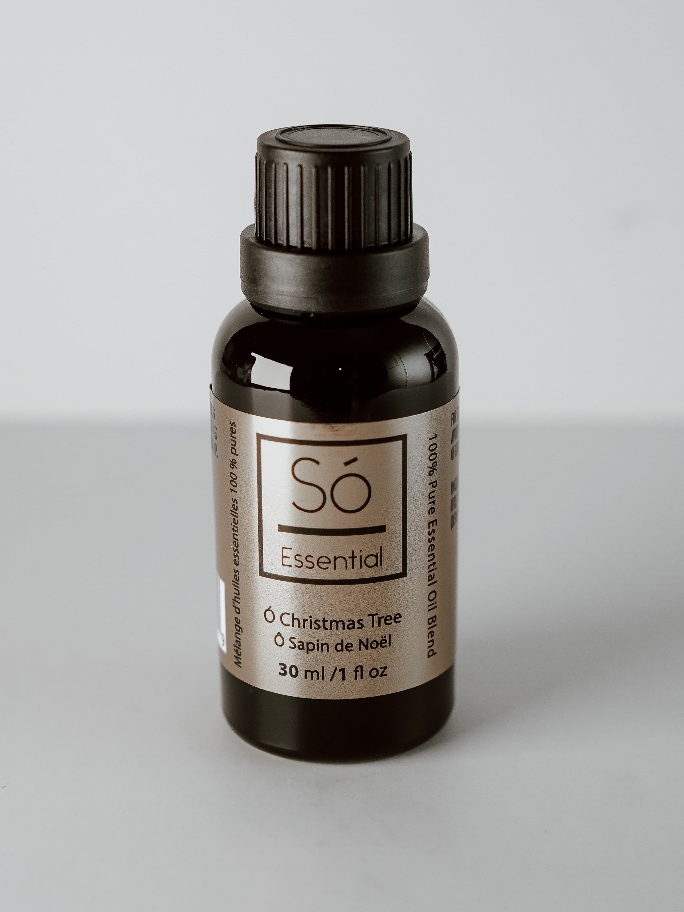 essential - 100% pure essential oil