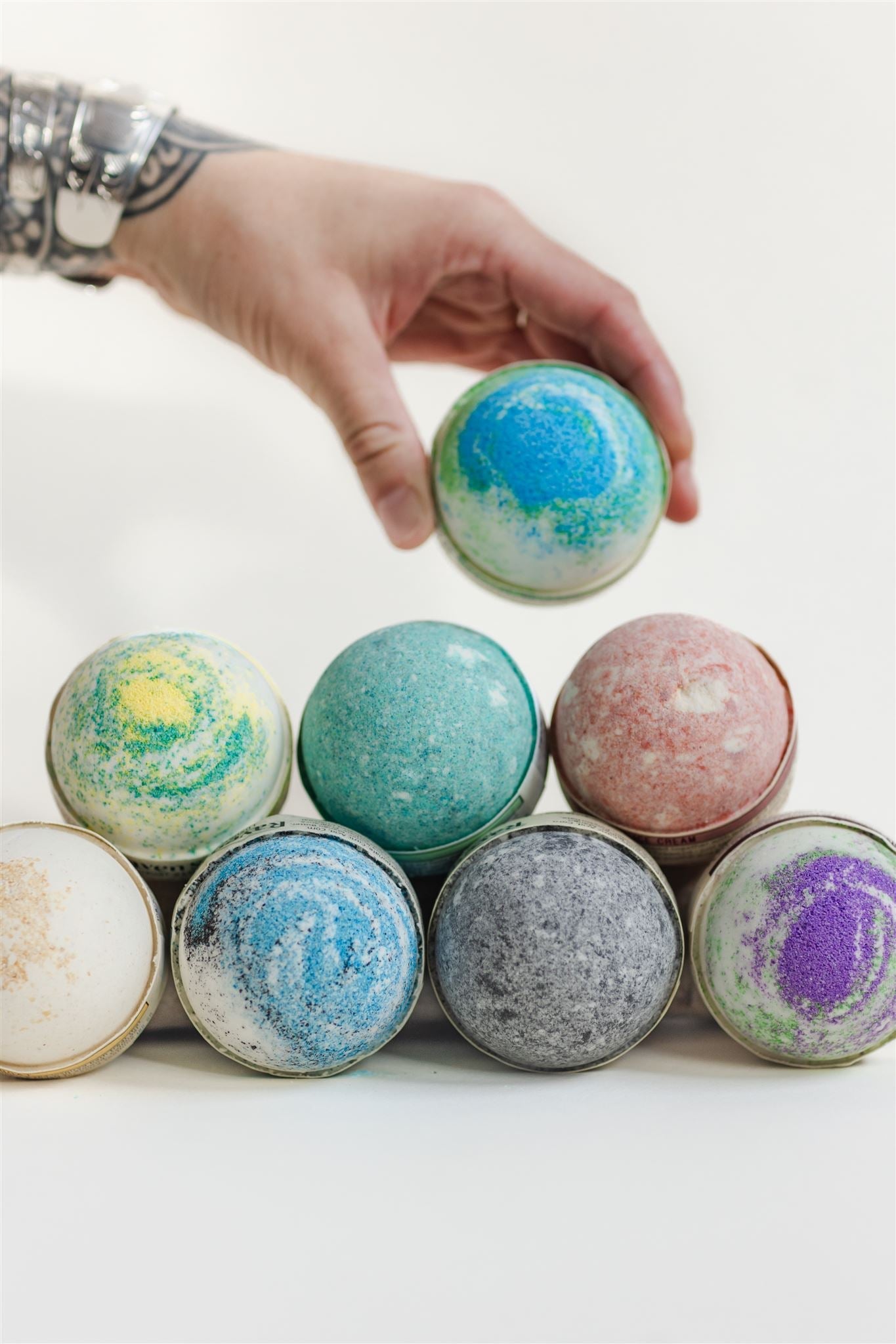 Fern Woman Bath Bomb | Juniper Fir + Balsam Spruce