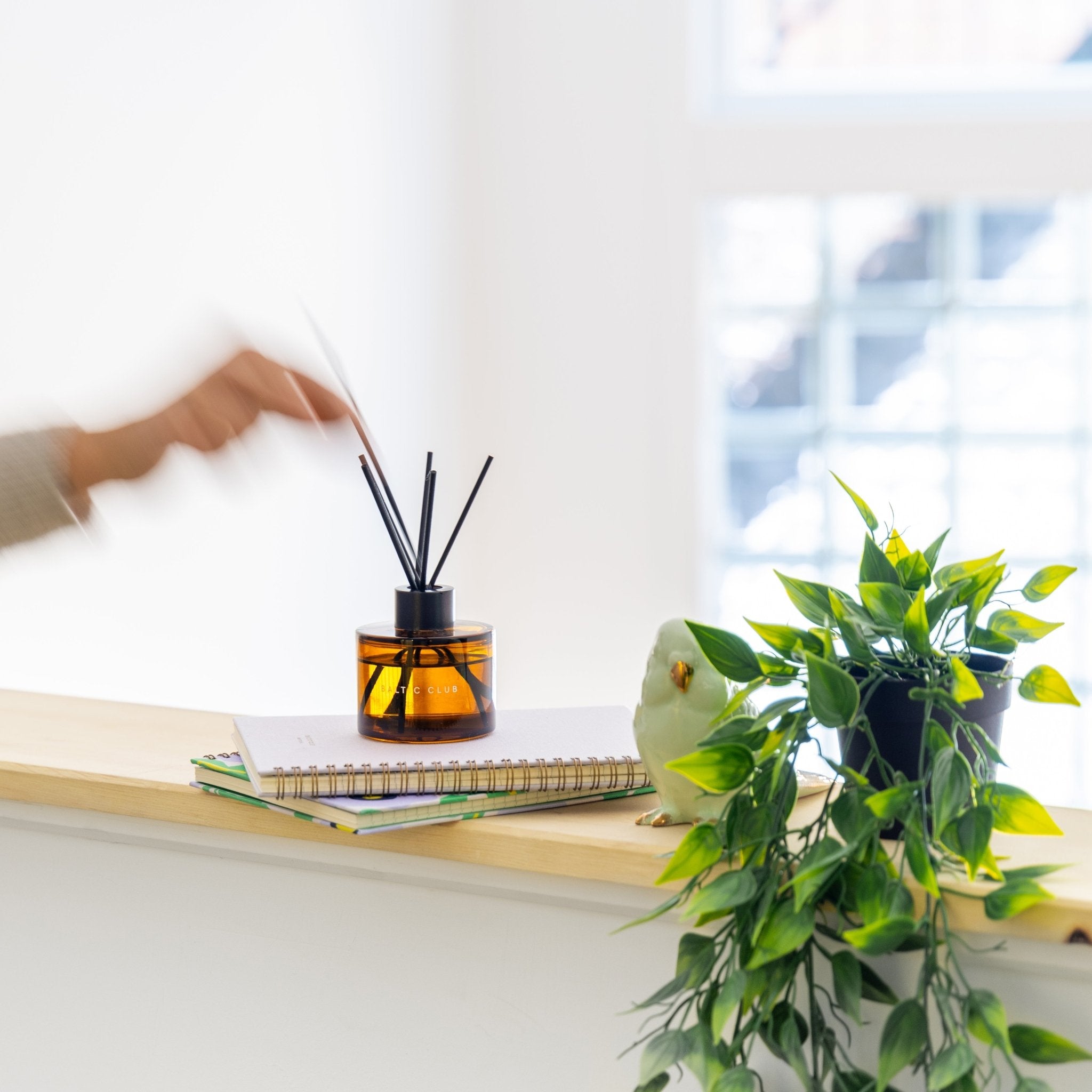 Amber & Jasmine Reed diffuser