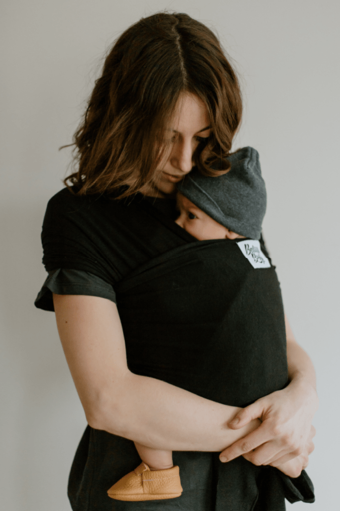 Sawyer Beluga Wrap - Black